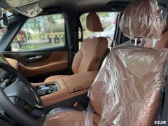 <b>天幕被朋分为摆布两侧</b>